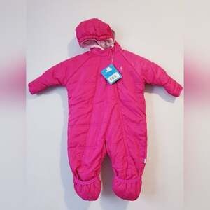 I play Waterproof Bunting Baby Hot Pink Small (6 Months)